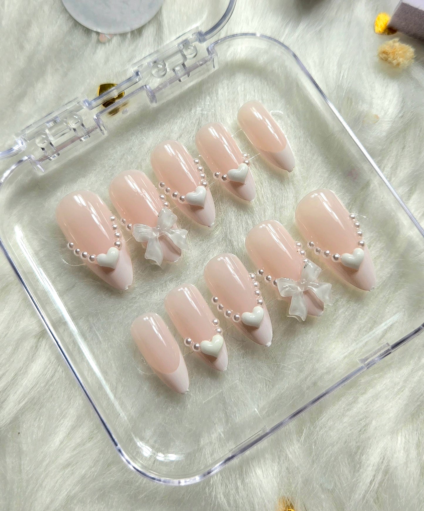 Miss Pearl Heart 🤍✨Press on nails