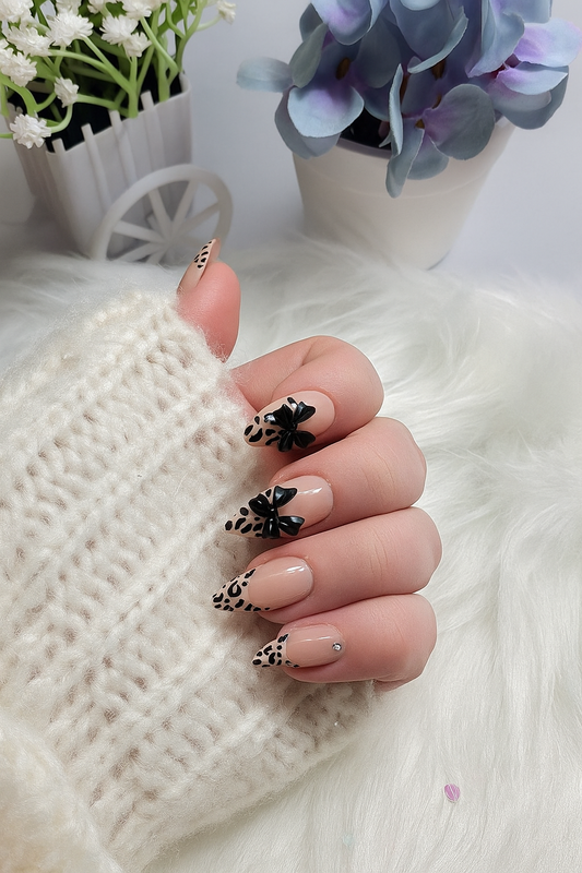 Leona Press on nails✨ ♡