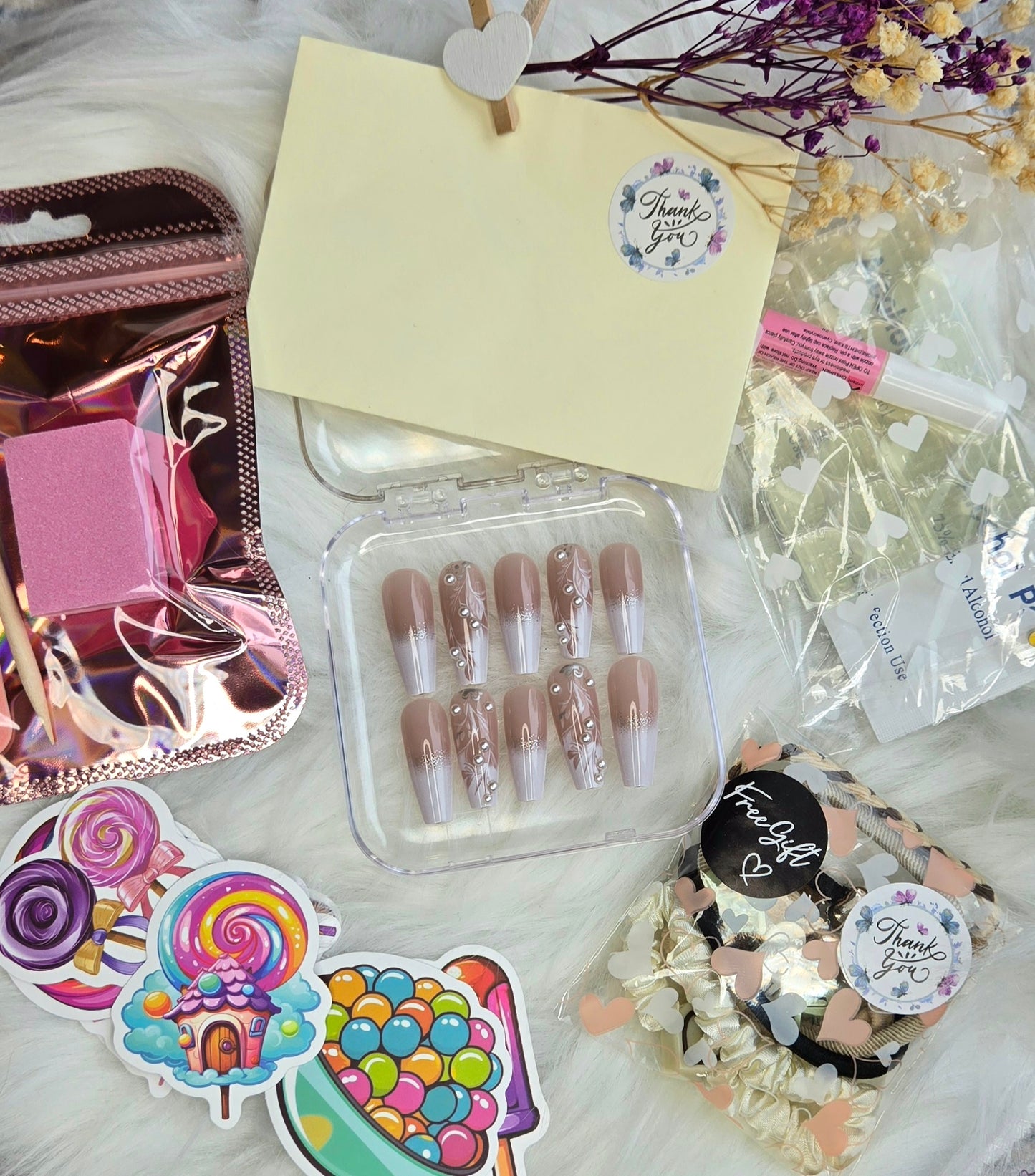 ﻿Lady Pearl Silence 🤍✨Press on nails