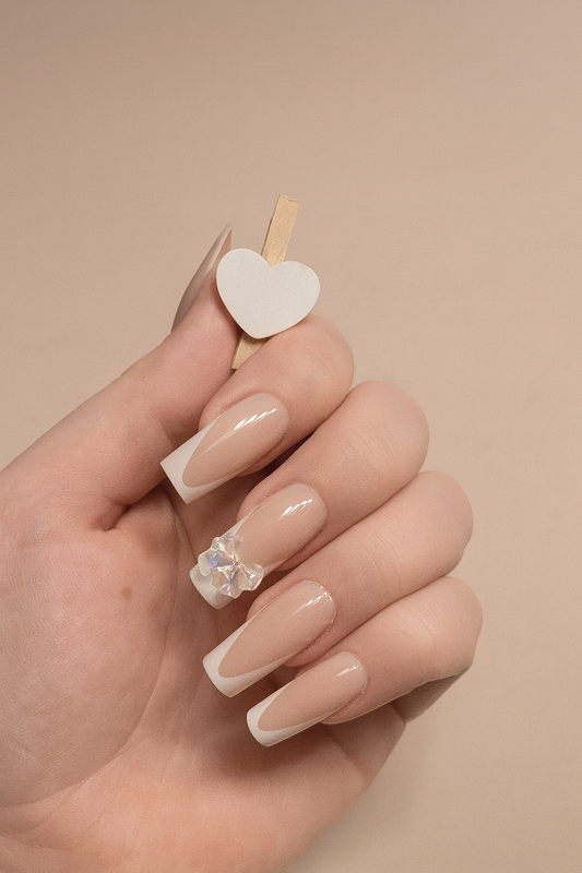 ﻿Miss Crystal Innocence 🤍✨Press on nails