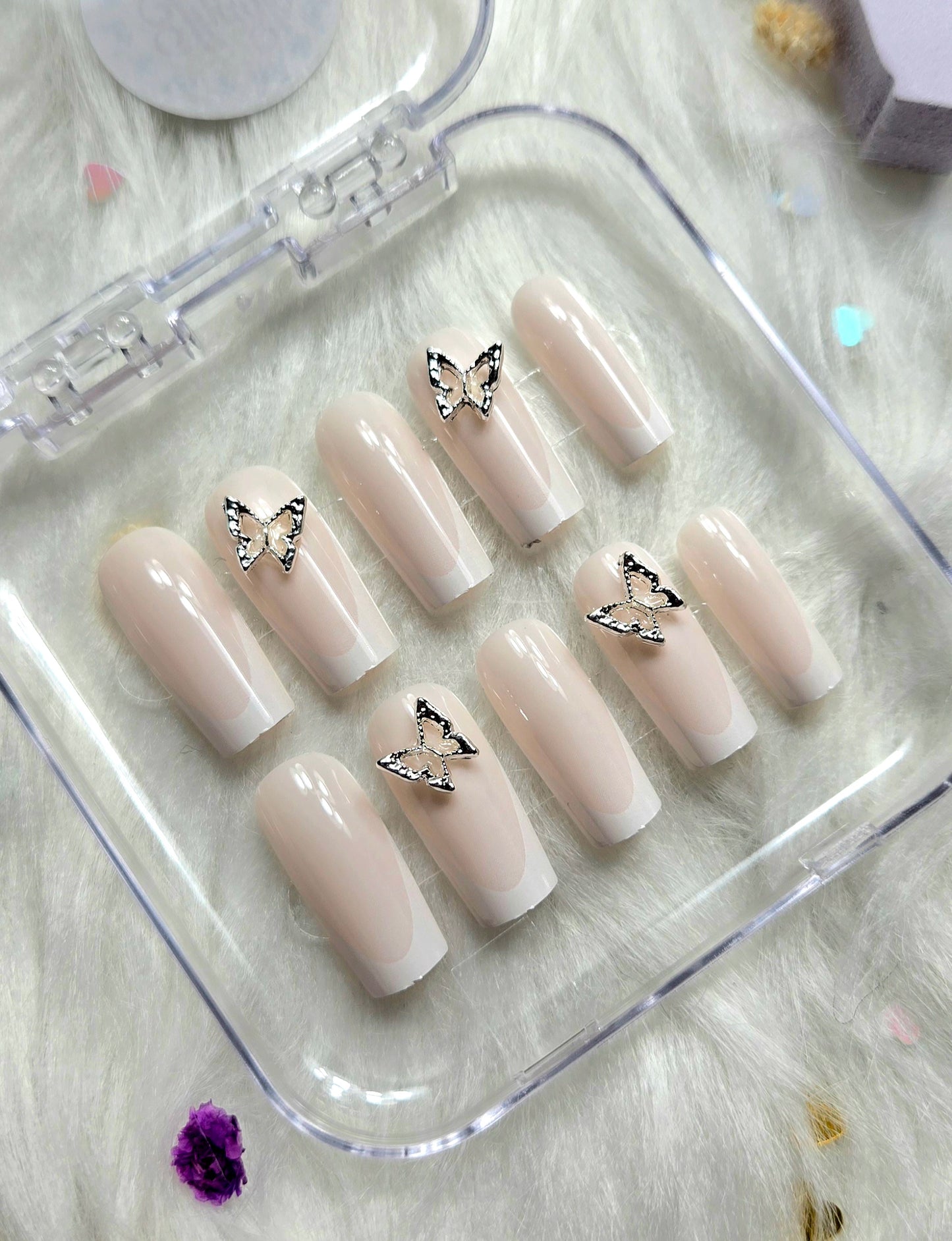 Lady Winged Radiance 🦋✨Press on nails