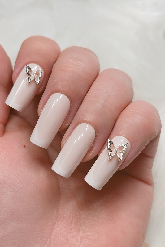 Lady Winged Radiance 🦋✨Press on nails